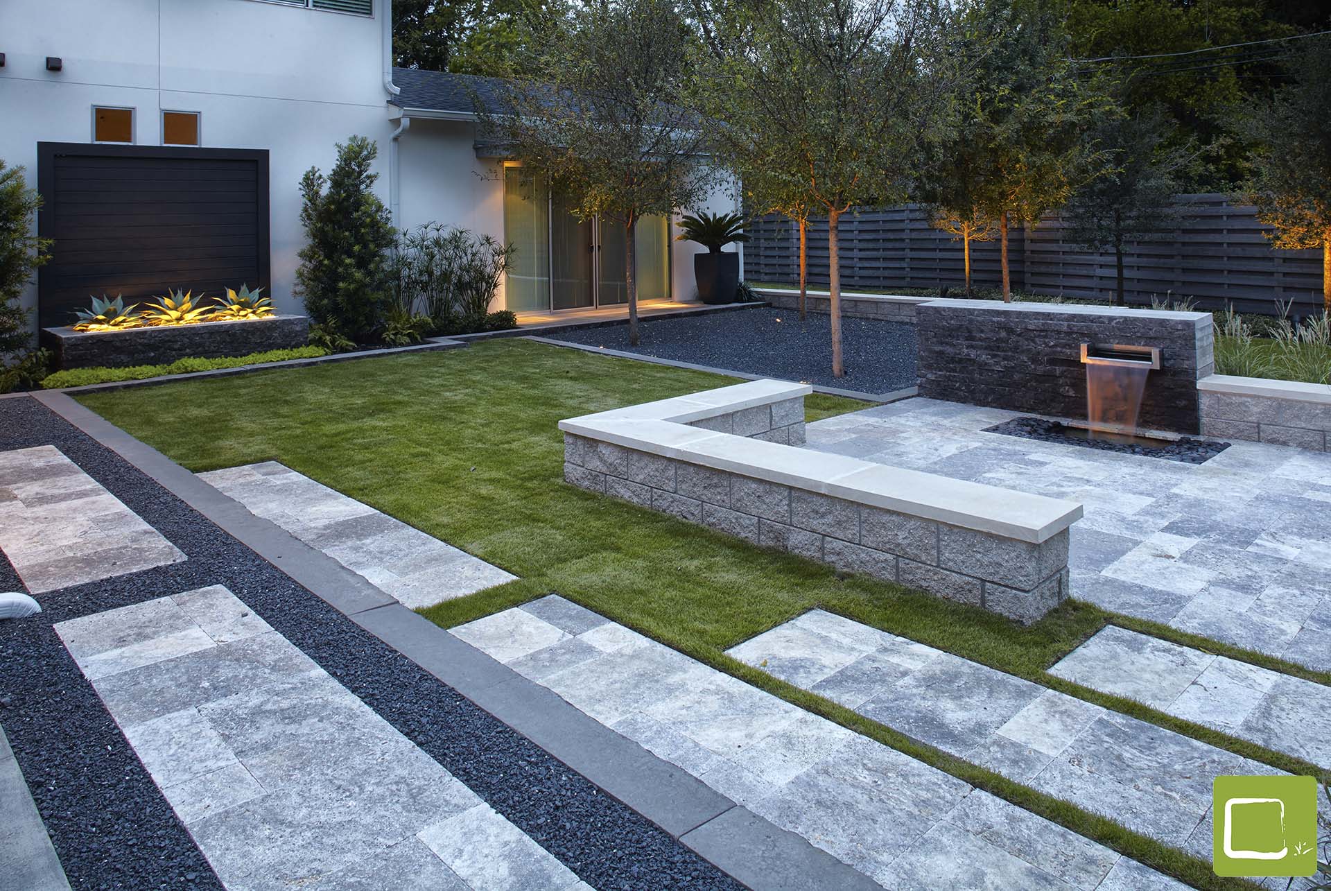 Contemporary gallery garden courtyard in Dallas by modern landscape architect